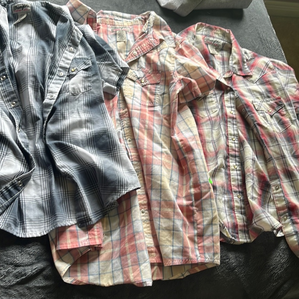 short sleeve pearl snaps